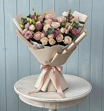 Букет цветов из:  Розы и Лизиантусы в Далматово