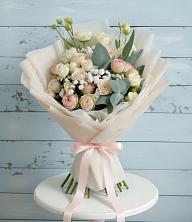 Букет цветов из:  Розы и Лизиантусы в Далматово