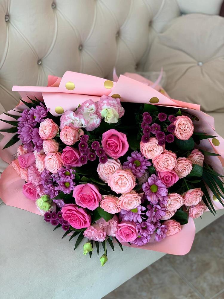 Букет цветов из: Хризантемы, Розы и Лизиантусы в Далматово