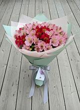 Букет цветов из:  Альстромерии в Далматово
