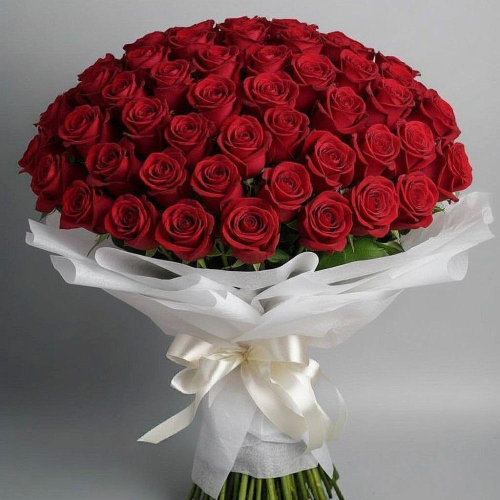 Букет 101 Красная роза Блэк Мэджик в Далматово