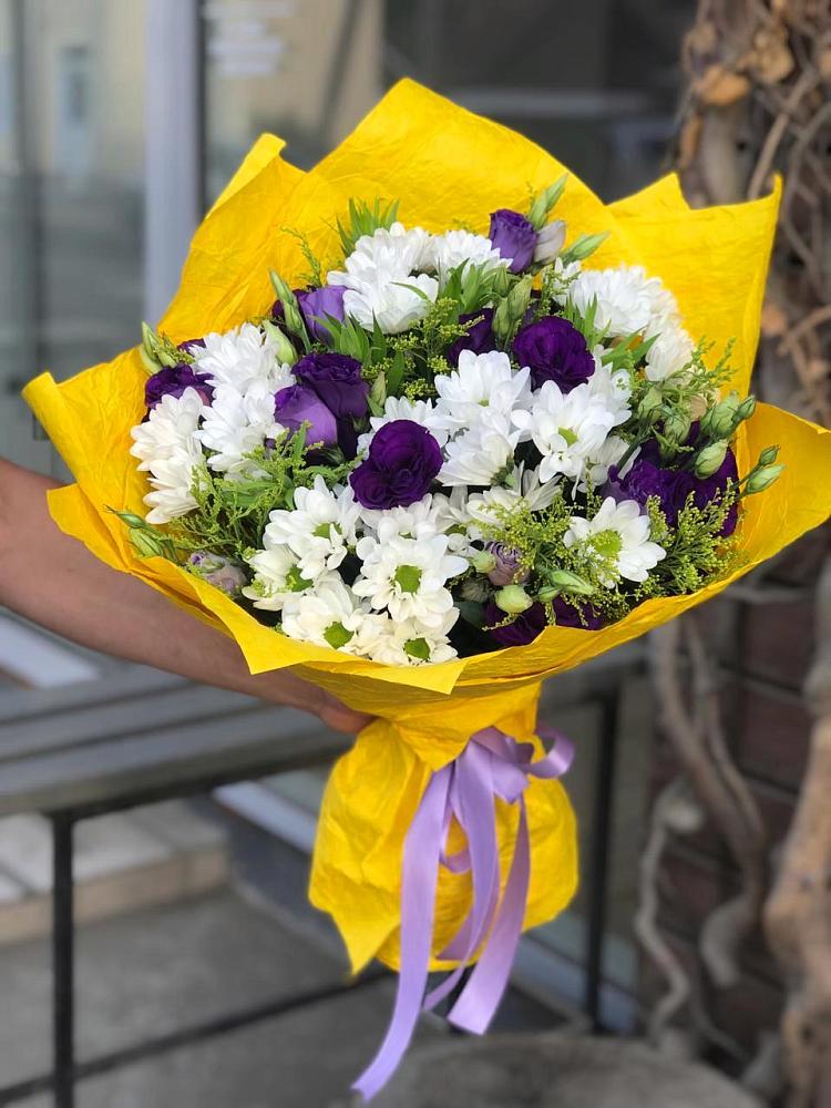Букет цветов из: Ирисы, Хризантемы и Ромашки в Далматово