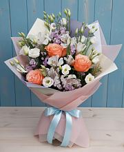 Букет цветов из:  Лизиантусы, Розы, Альстромерии и Гипсофила в Далматово