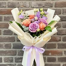 Букет цветов из:  Лизиантусы и Розы #REPLACE_PRED# Далматово