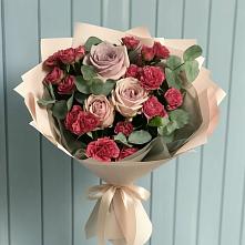 Букет цветов из:  Гвоздики и Розы в Далматово